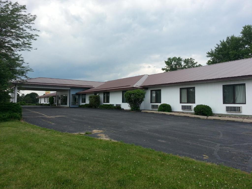 Old Towne Motel Westby Extérieur photo